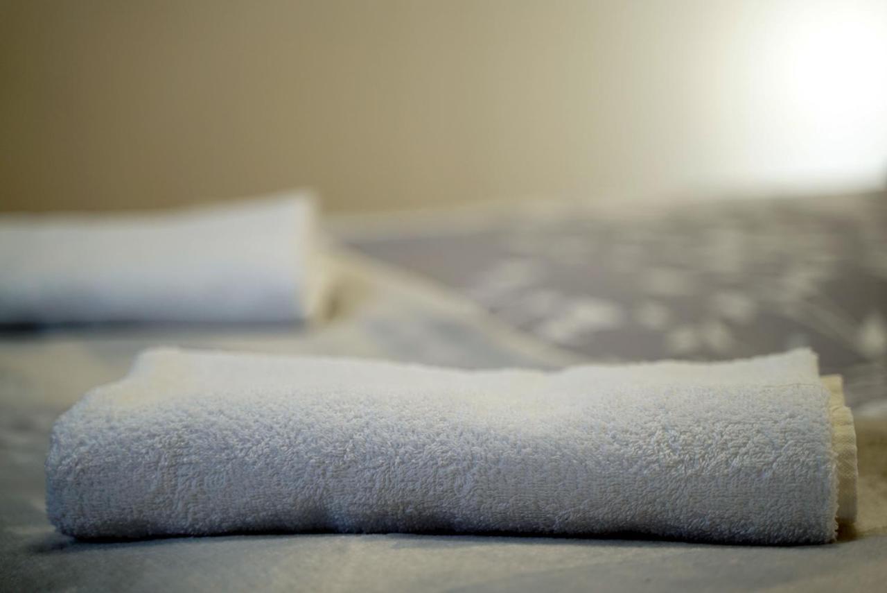 Apartament Naleczow Dom Pod Orzechami Exteriör bild